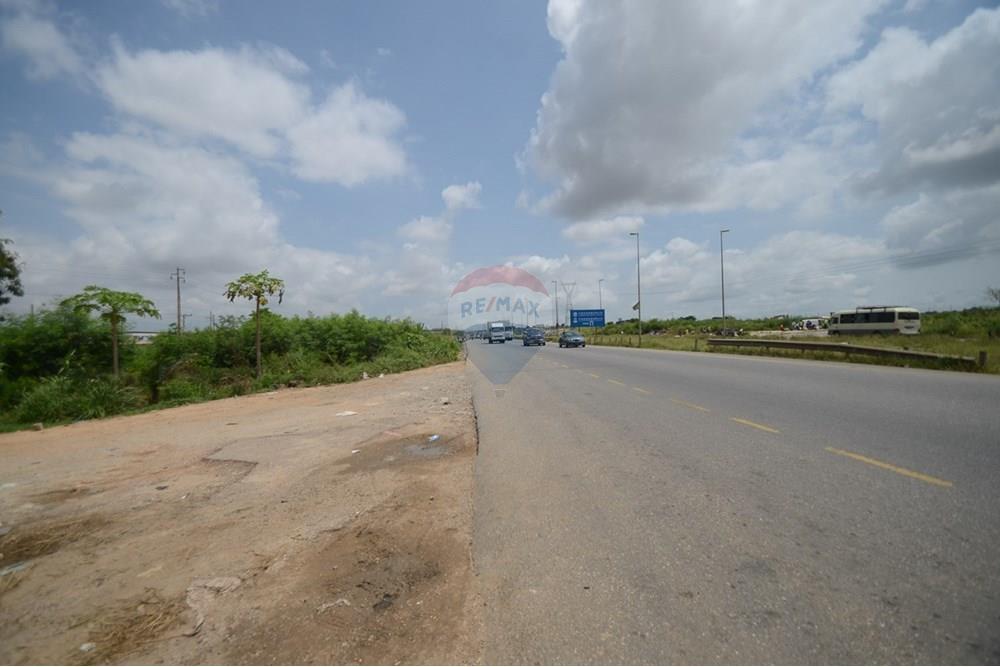 Commercieel - Grond - Cacuaco, Angola - AO - DSC_3281.jpg - 126100018-267