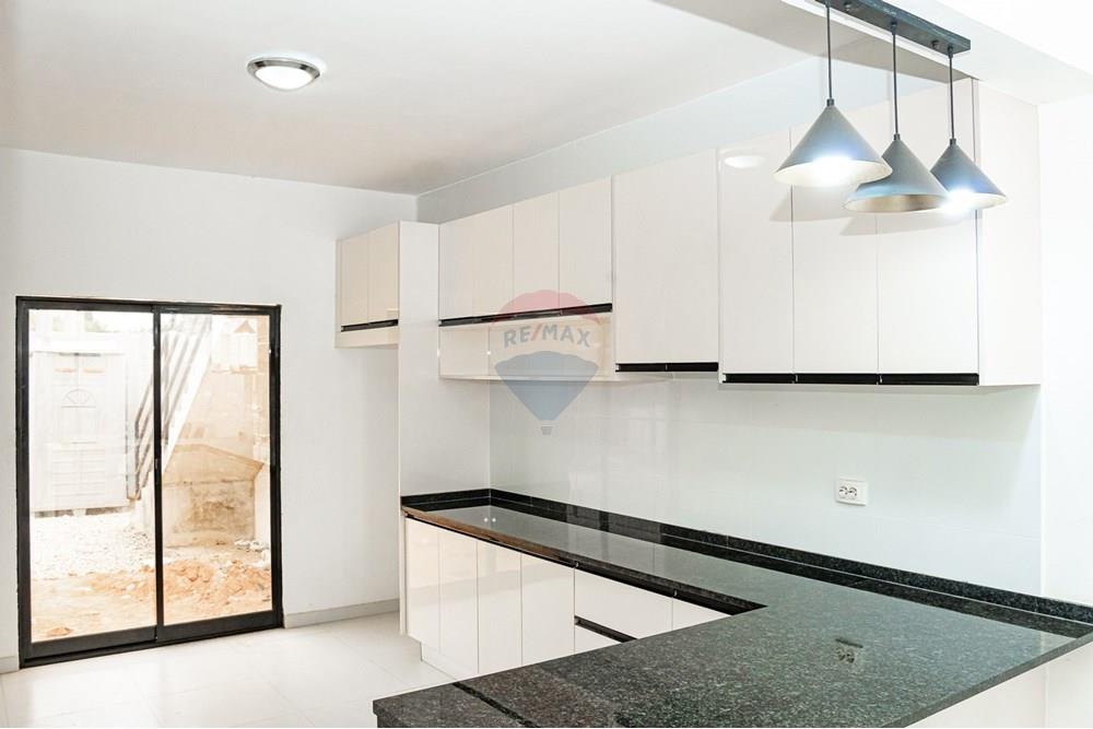 Residencial - Casa - Camama, Angola - AO - DSC04133.jpg - 126100096-176