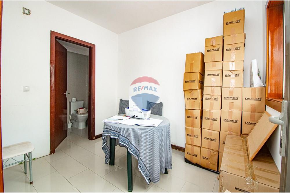 Prédio Habitacional - Casa - Belas, Angola - AO - DSC_0042.jpg - 126100097-51