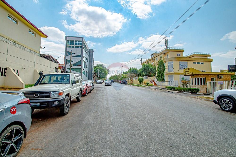 Commercial - Investment - Talatona, Angola - AO - DSC_9384.jpg - 126100195-8