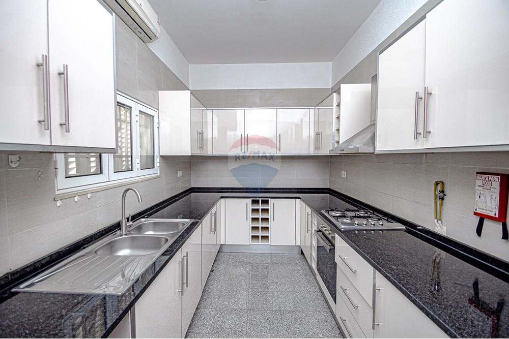 Prédio Habitacional - Casa - Miramar, Angola - AO - DSC_0788.jpg - 126100018-281