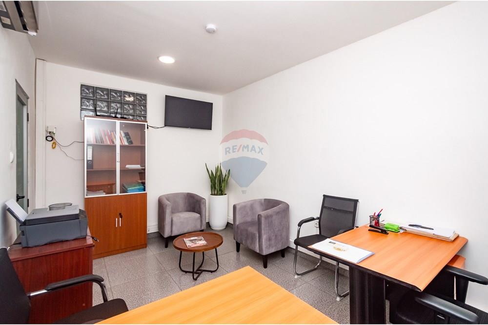 Comercial - Escritórios - Ingombotas, Angola - AO - DSC_0263.jpg - 126100178-9