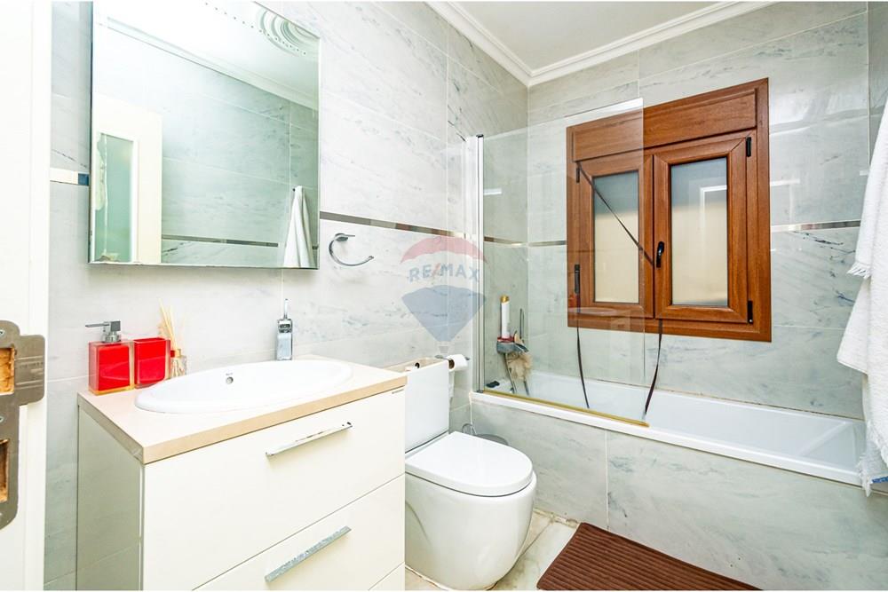 Residential - House - Kilamba Kiaxi, Angola - AO - DSC_7650.jpg - 126100192-8