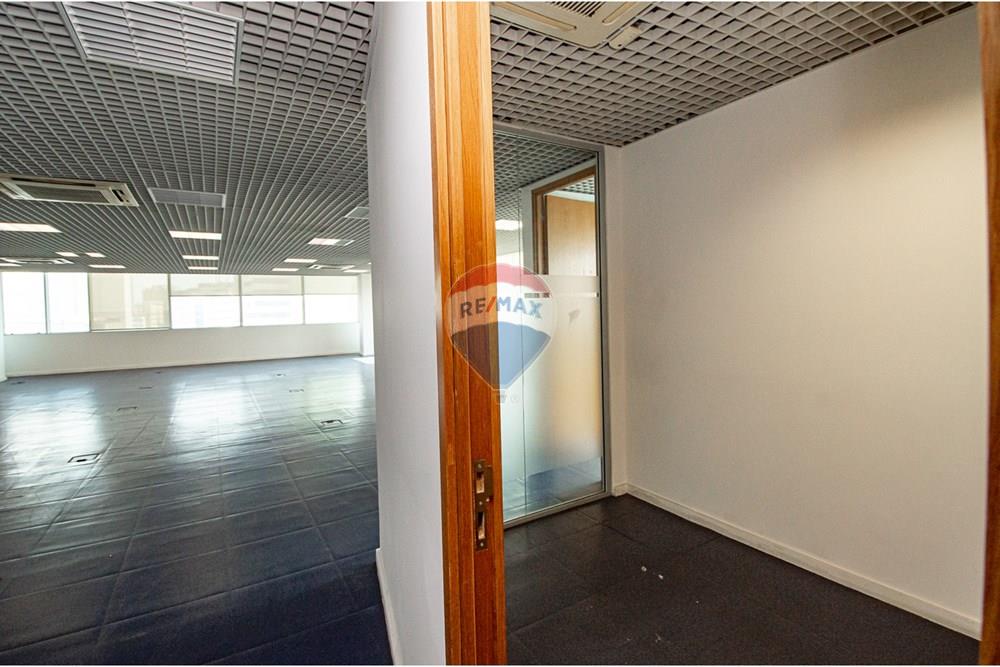 Commercio - Ufficio - Ingombotas, Angola - AO - DSC_0194.jpg - 126100110-76