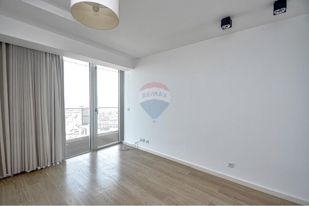 Prédio Habitacional - Apartamento - Ingombotas, Angola - AO - DSC_1655.jpg - 126100062-71