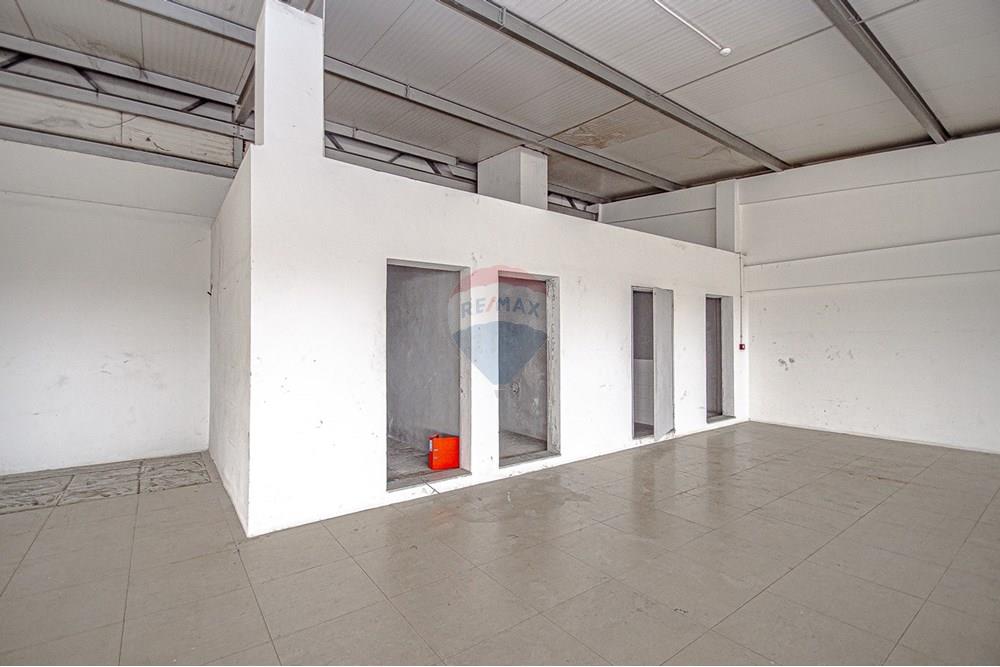 Commercio - Ufficio - Maianga, Angola - AO - DSC_1566.jpg - 126100197-5