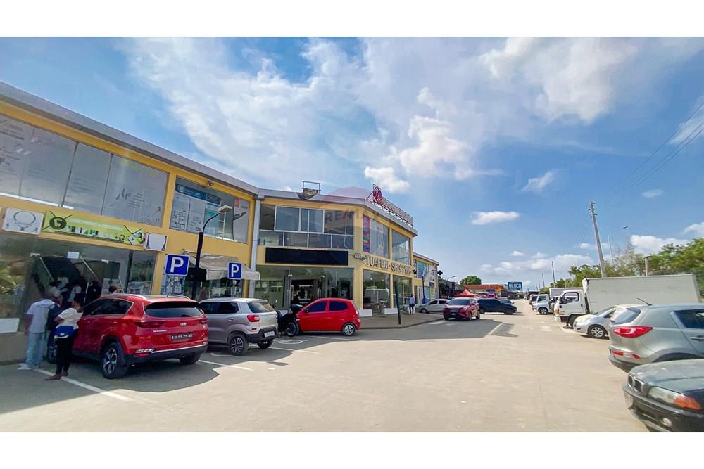 Surface commerciale - Investissement - Kilamba Kiaxi, Angola - AO - IMG_1747.jpg - 126100192-18