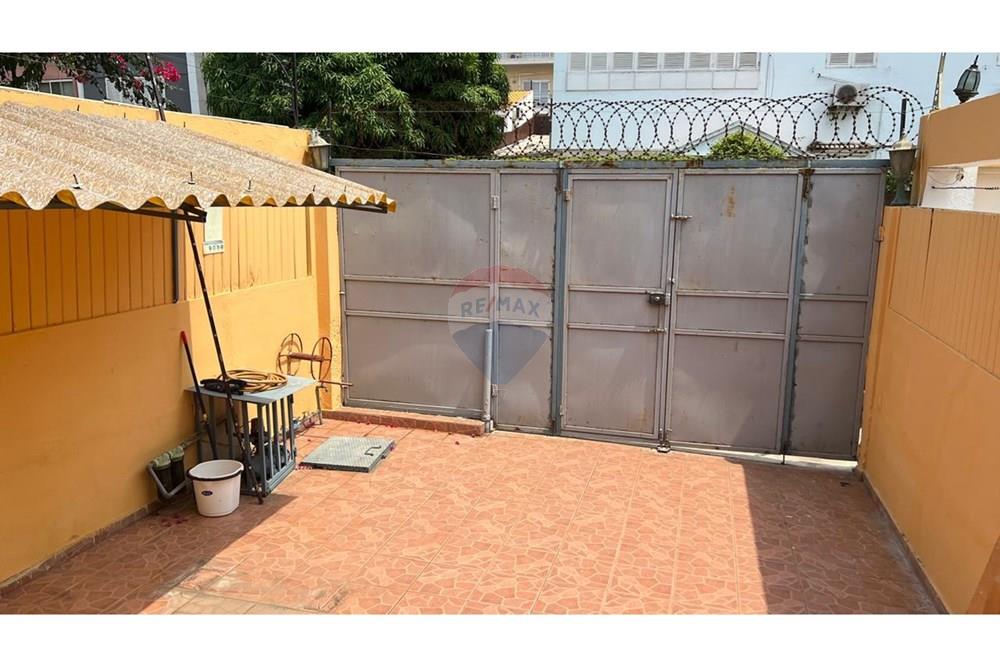 住宅 - 房子 - Ingombotas, 安哥拉 - AO - WhatsApp Image 2025-05-20 at 17.53.04 (1).jpeg - 126100049-177