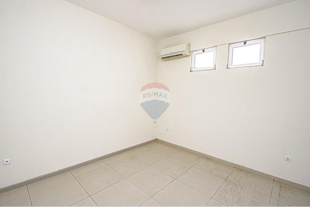 Commercial - Investment - Talatona, Angola - AO - DSC_9352.jpg - 126100195-8