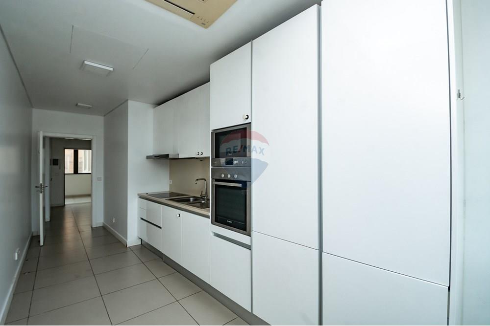 Prédio Habitacional - Apartamento - Ingombotas, Angola - AO - _TVD3947.jpg - 126100062-75