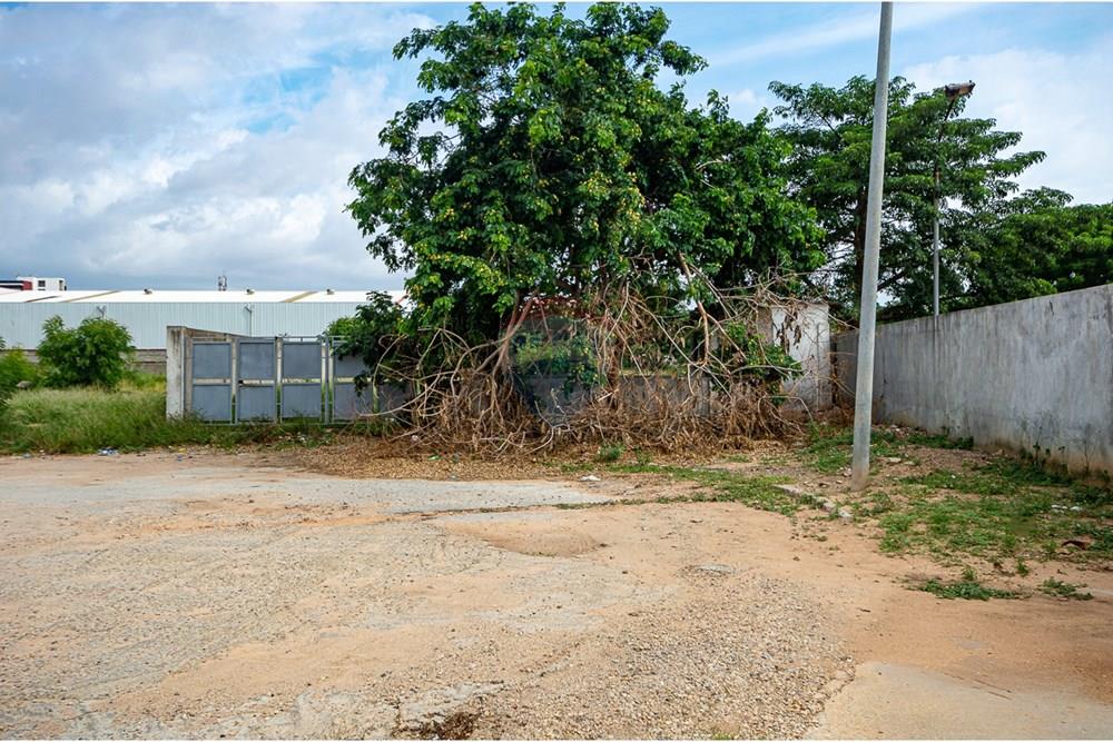 Commercial - Land - Talatona, Angola - AO - DSC_0266.jpg - 126100110-58