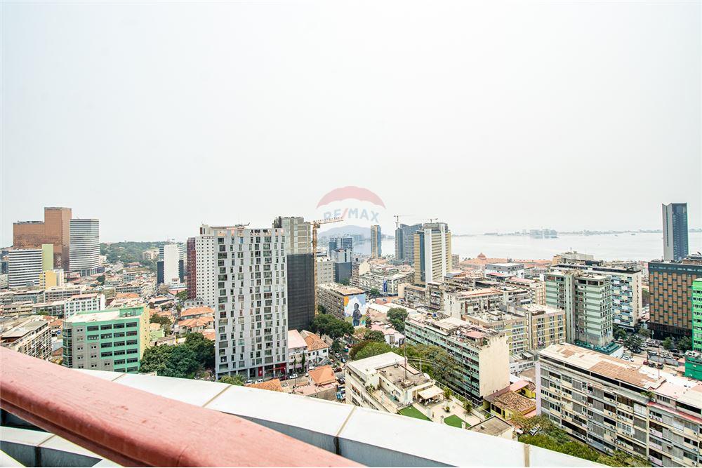 Residencial - Piso - Ingombotas, Angola - AO - 24 - 126100049-186