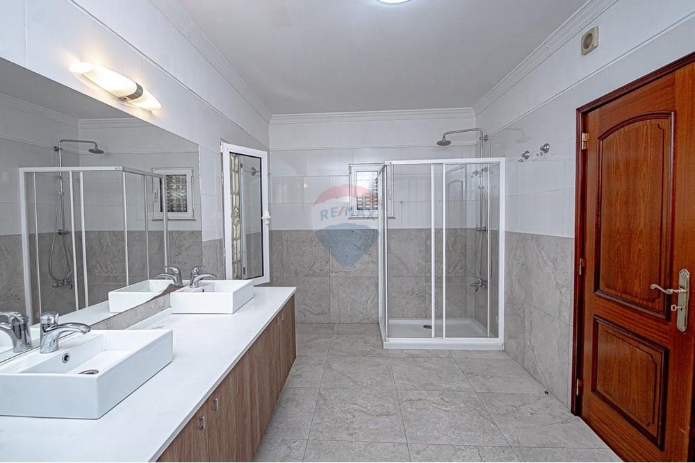 Prédio Habitacional - Casa - Miramar, Angola - AO - DSC_0847.jpg - 126100018-281