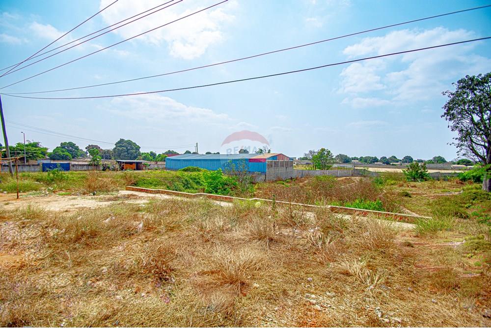 Commercio - Terreno - Viana, Angola - AO - DSC_6186.jpg - 126100197-3