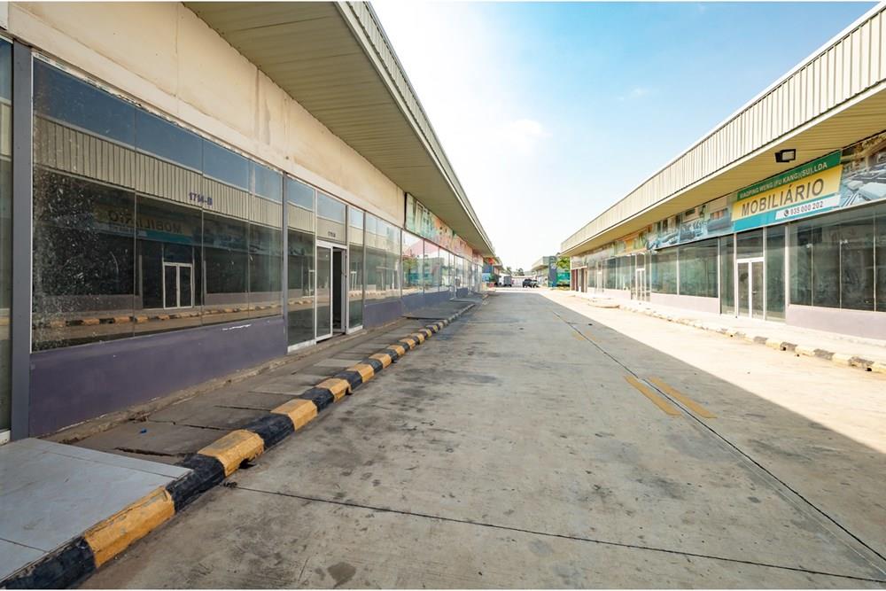 Commercieel - Laden/Einzelhandel - Camama, Angola - AO - DSC_0025.jpg - 126100150-36