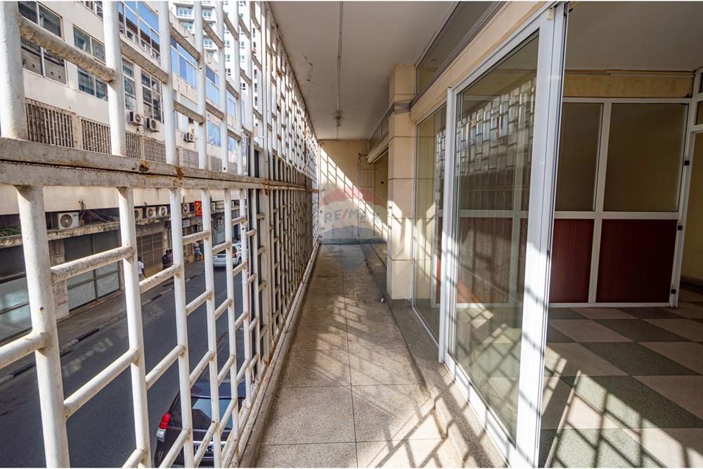 Commercieel - Laden/Einzelhandel - Ingombotas, Angola - AO - DSC_3425.jpg - 126100018-295