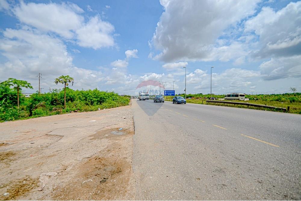 Commercieel - Grond - Cacuaco, Angola - AO - DSC_3282.jpg - 126100018-267