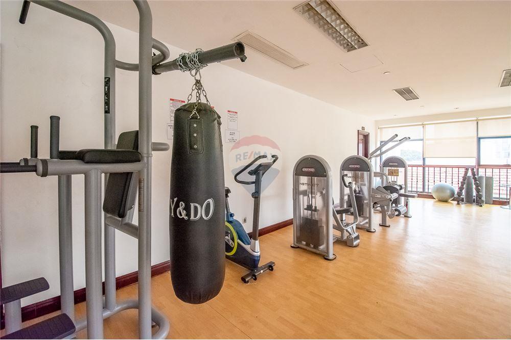 Residencial - Piso - Ingombotas, Angola - AO - 20 - 126100049-186