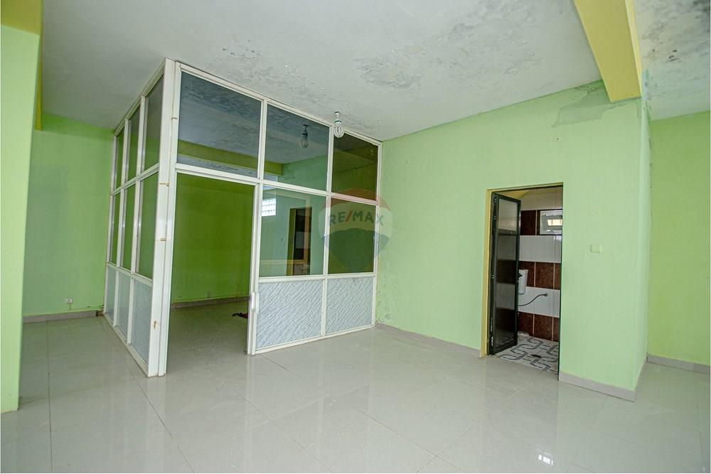 Commercial - Commercial/Retail - Belas, Angola - AO - DSC_8007.jpg - 126100192-15