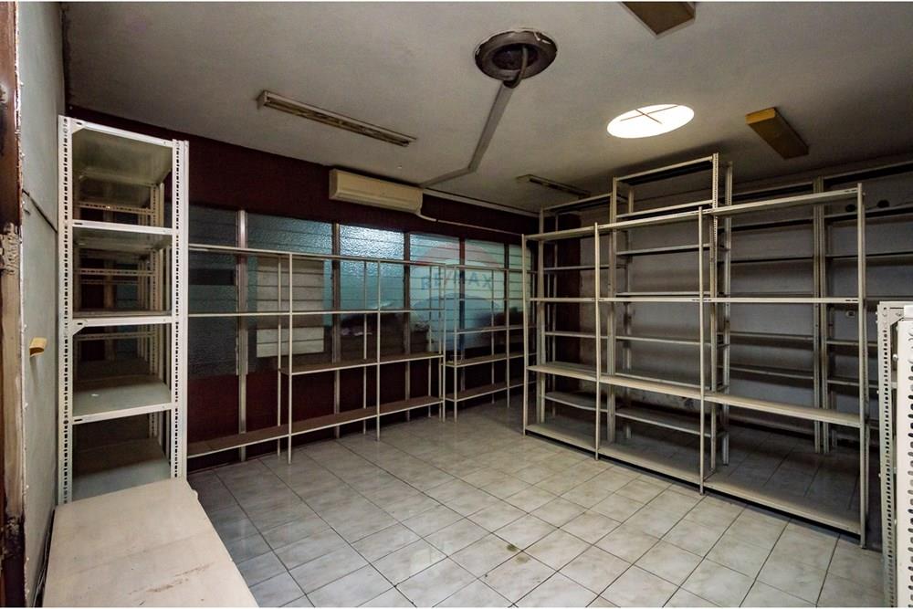 Commercieel - Investering - Ingombotas, Angola - AO - DSC_7033.jpg - 126100095-94