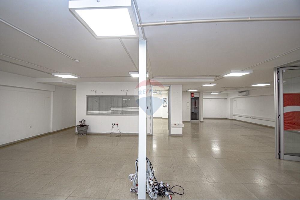 Commercio - Ufficio - Maianga, Angola - AO - DSC_1522.jpg - 126100197-5