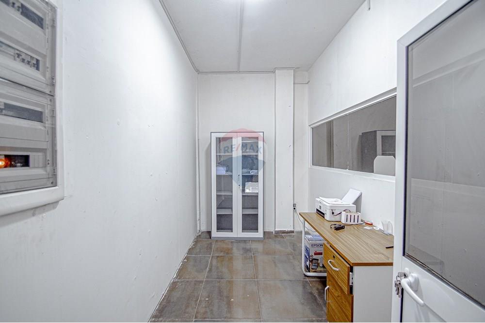 Commercieel - Laden/Einzelhandel - Talatona, Angola - AO - DSC_7903.jpg - 126100171-17