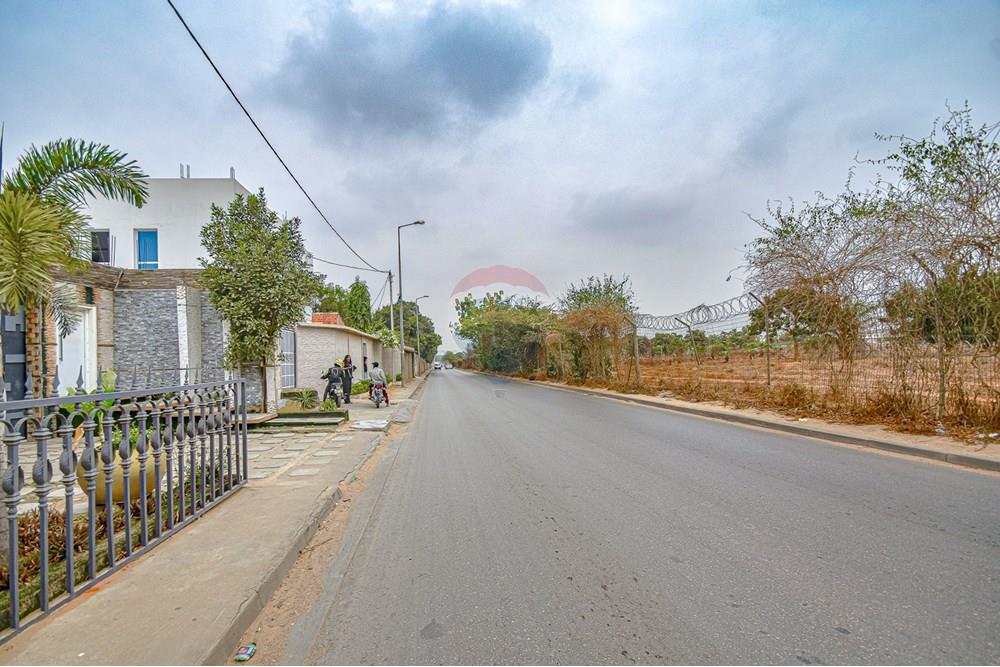 Wohnung - Duplexwohnung - Viana, Angola - AO - DSC_1357.jpg - 126100181-3