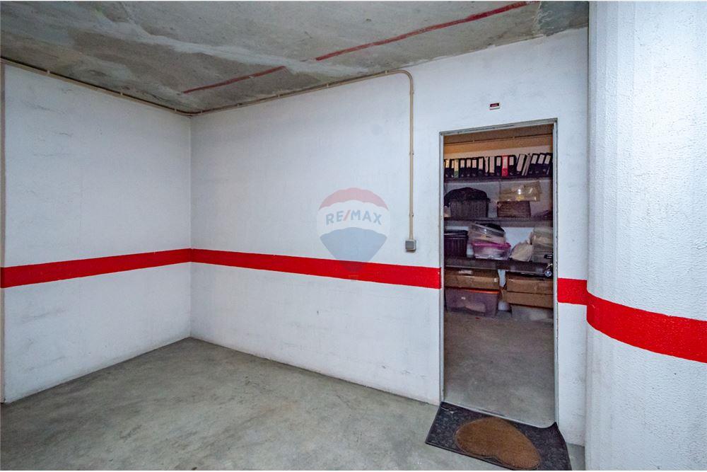 Commercieel - Laden/Einzelhandel - Ingombotas, Angola - AO - 9 - 126100049-181