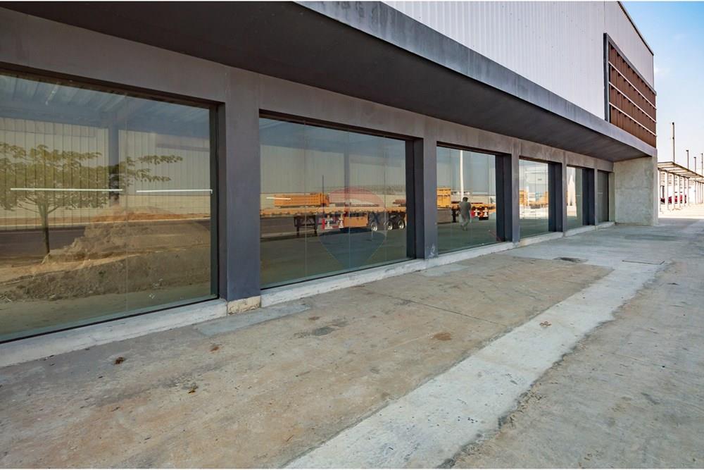 Commercieel - Laden/Einzelhandel - Camama, Angola - AO - DSC_0021.jpg - 126100150-36