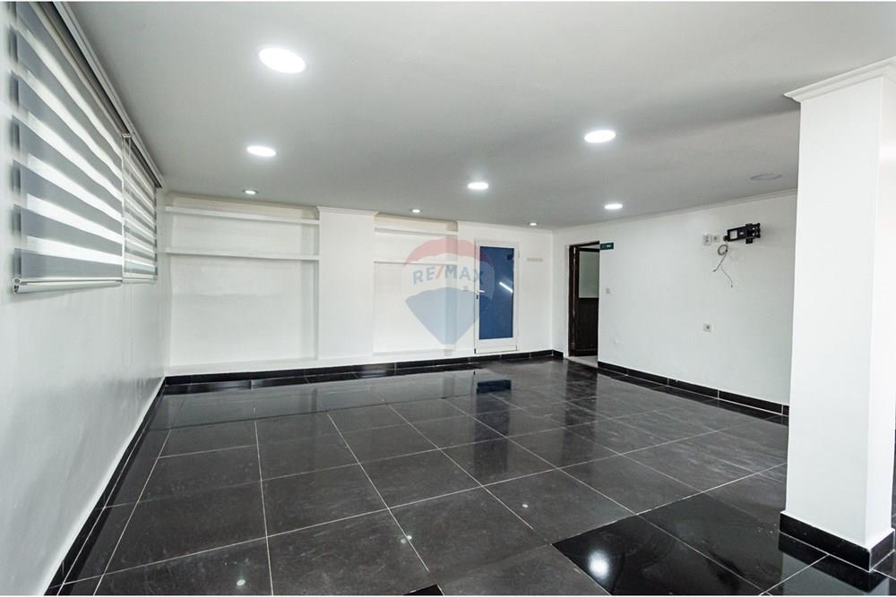 Commercieel - Büro - Ingombotas, Angola - AO - DSC_0053.jpg - 126100084-60