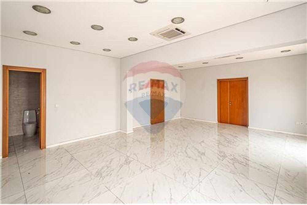 Comercial - Prédio - Ingombotas, Angola - AO - L_cf0202db8d8941ca925ca4c68c3f8cdc.jpg - 126100084-56