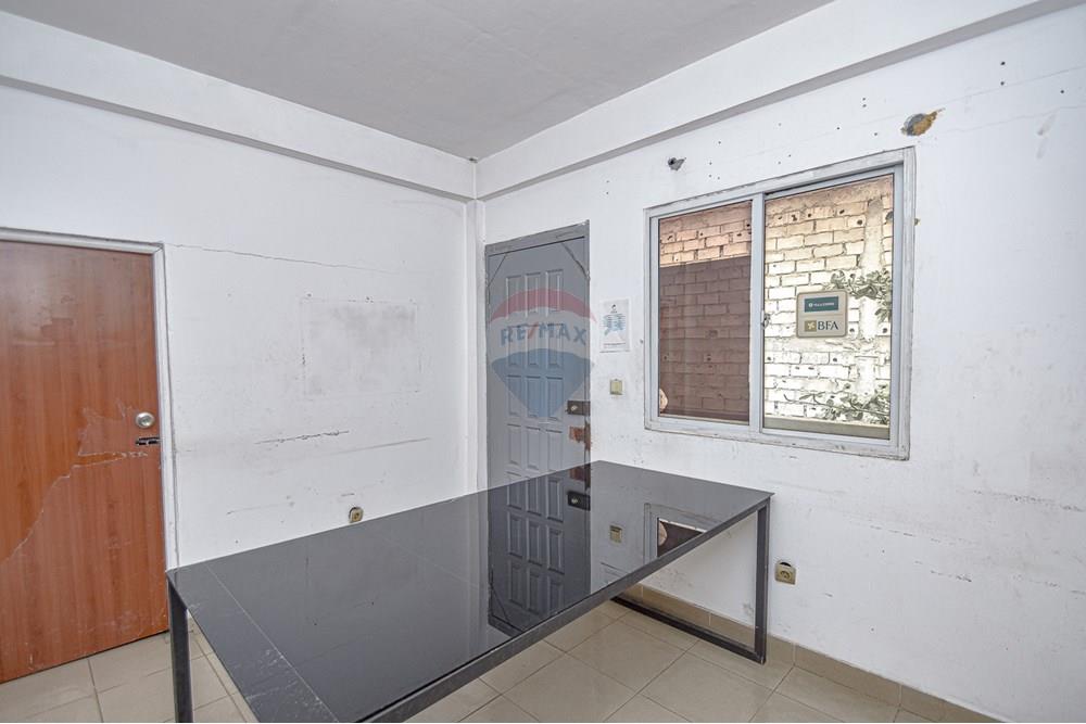 Comercial - Inversión - Belas, Angola - AO - DSC_7468.jpg - 126100185-7