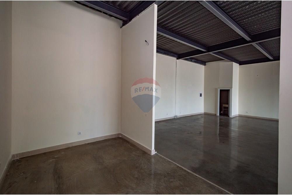 Commercieel - Laden/Einzelhandel - Viana, Angola - AO - DSC_9702.jpg - 126100095-81