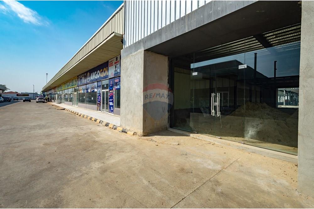 Commercieel - Laden/Einzelhandel - Camama, Angola - AO - DSC_0020.jpg - 126100150-36