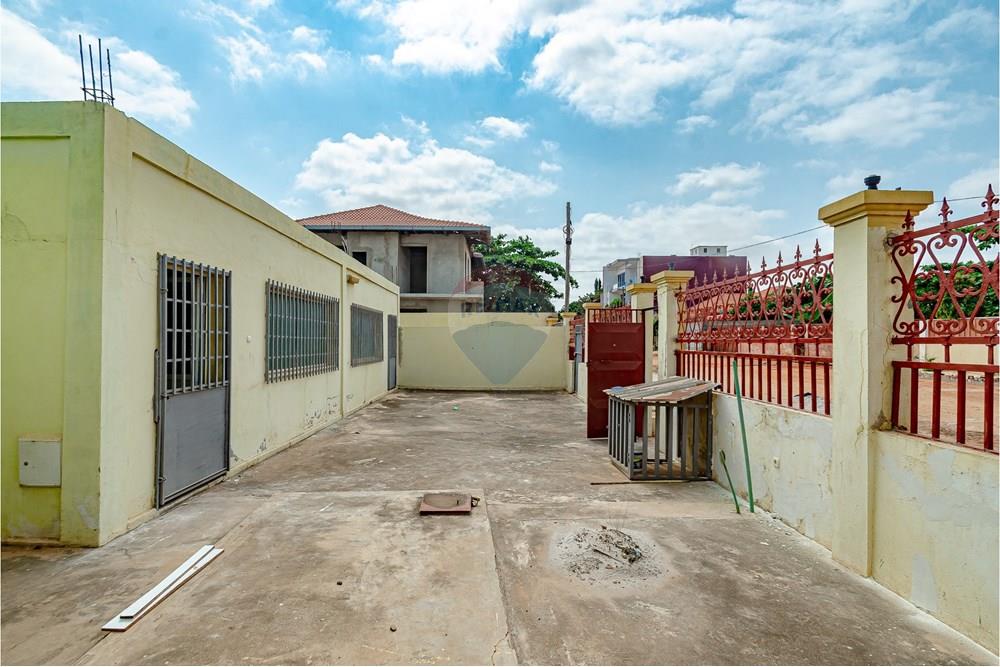 Commercial - Commercial/Retail - Belas, Angola - AO - DSC_8039.jpg - 126100192-15