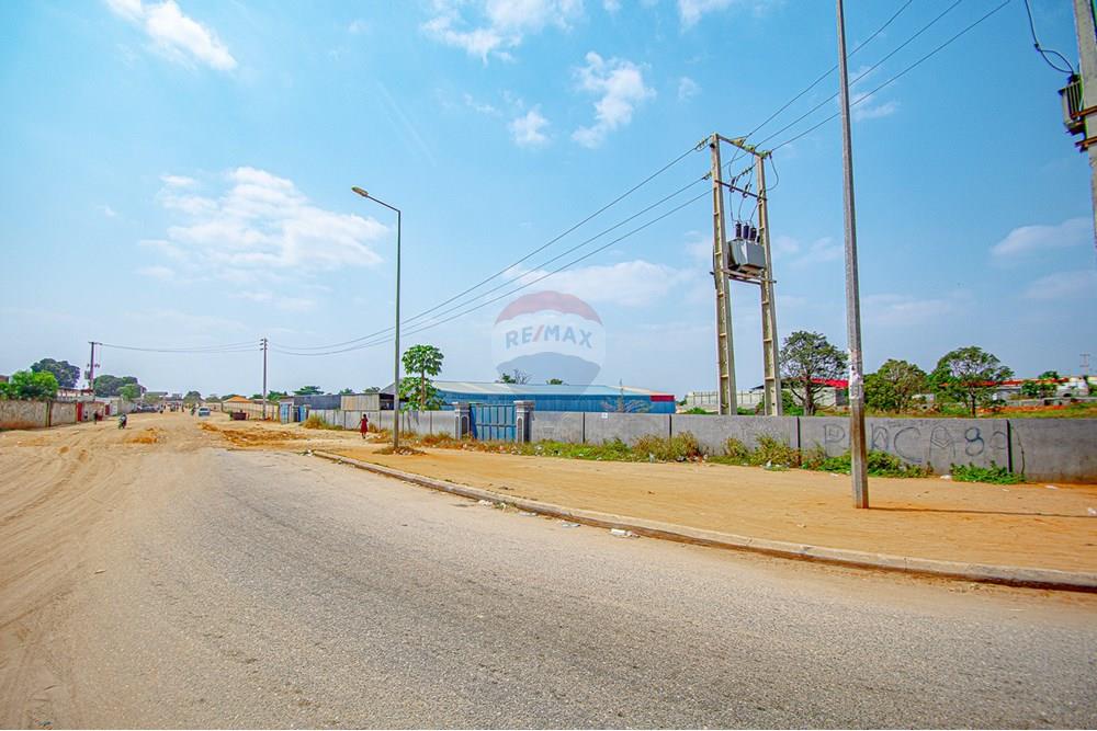 Commercio - Terreno - Viana, Angola - AO - DSC_6189.jpg - 126100197-3