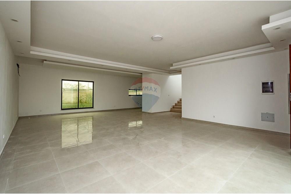 Residencial - Casa - Benfica, Angola - AO - DSC_0136.jpg - 126100185-4