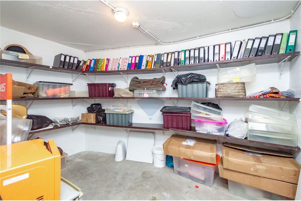 Commercieel - Laden/Einzelhandel - Ingombotas, Angola - AO - 8 - 126100049-181