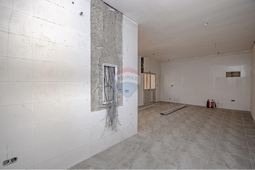 Commercial - Investment - Viana, Angola - AO - DSC_1217.jpg - 126100192-14