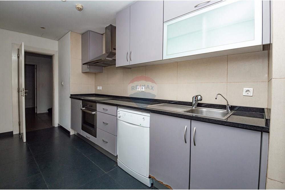 Residencial - Piso - Ingombotas, Angola - AO - DSC_0047.jpg - 126100062-70