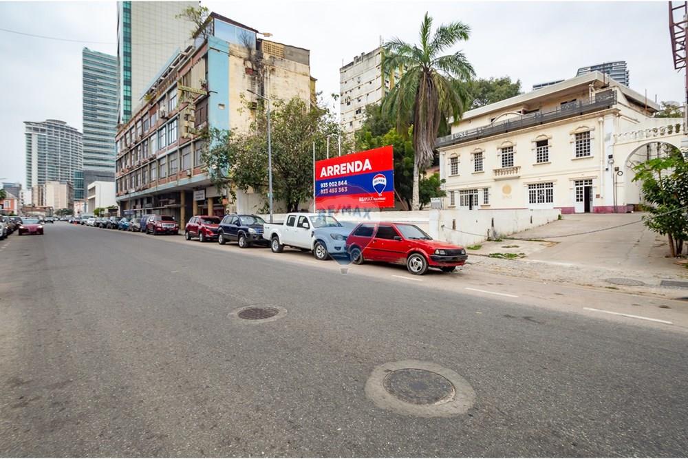 Kommerciel - Bygning - Ingombotas, Angola - AO - DSC_6662.jpg - 126100110-64