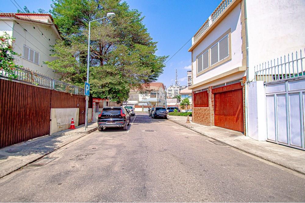 Prédio Habitacional - Casa - Miramar, Angola - AO - DSC_0952.jpg - 126100018-281