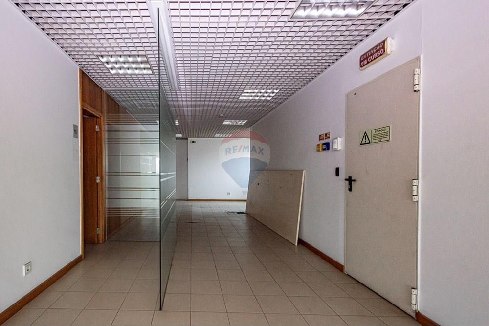 Commercieel - Büro - Maianga, Angola - AO - DSC_0136.jpg - 126100110-81