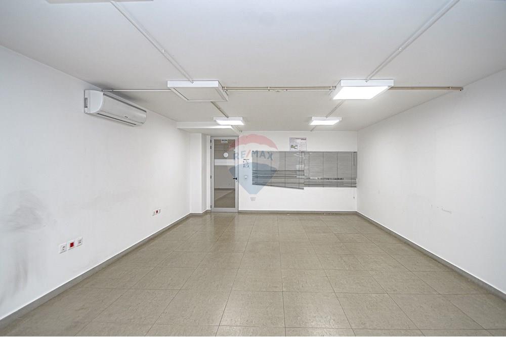 Commercio - Ufficio - Maianga, Angola - AO - DSC_1545.jpg - 126100197-5