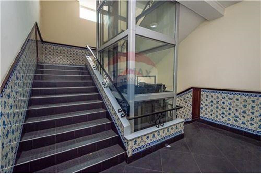 Comercial - Prédio - Ingombotas, Angola - AO - L_39226425e5734113905b5dd756f0045d.jpg - 126100084-56