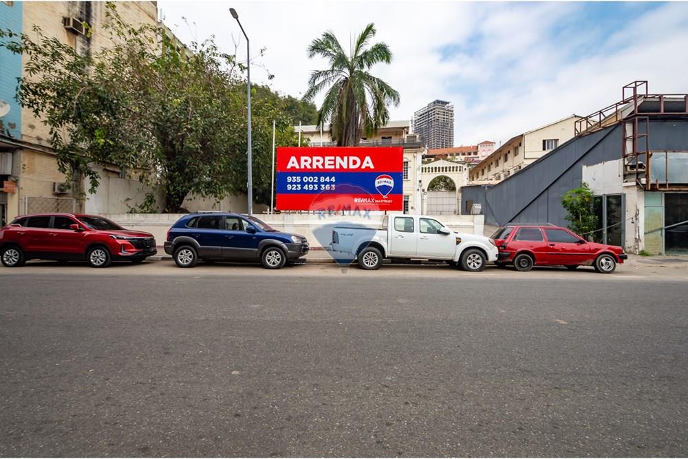 Kommerciel - Bygning - Ingombotas, Angola - AO - DSC_6661.jpg - 126100110-64