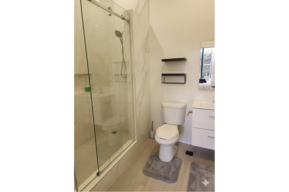 Condo/Apartment - For Rent/Lease - Guyana, Demerara-Mahaica, Providence - WhatsApp Image 2025-11-28 at 5.06.53 PM (2).jpeg - 130002012-154