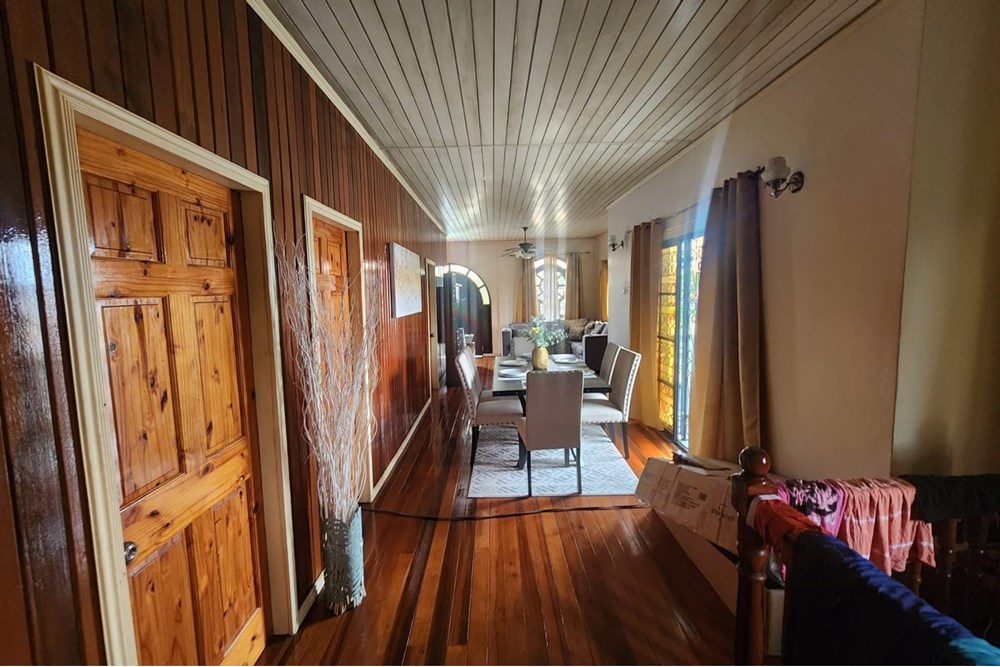 House of Character - For Sale - Guyana, Demerara-Mahaica, Good Intent - WhatsApp Image 2025-05-27 at 4.49.39 PM.jpeg - 130002034-18