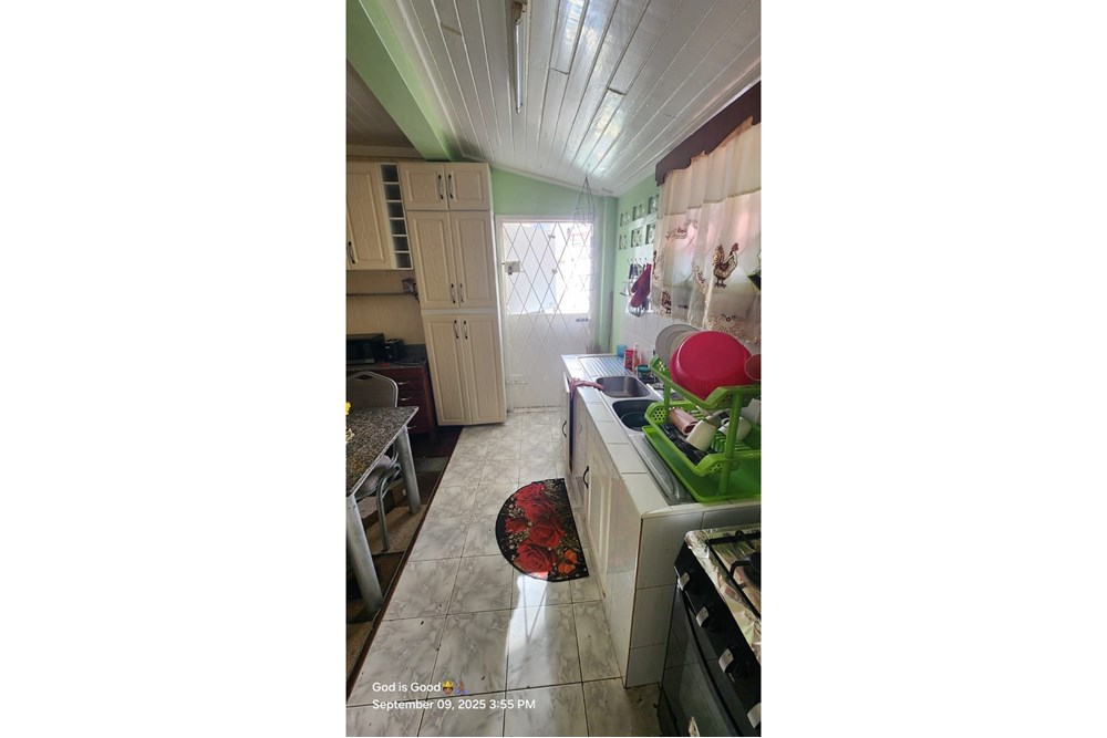 House of Character - For Rent/Lease - Guyana, Demerara-Mahaica, Georgetown - WhatsApp Image 2025-10-27 at 5.25.07 PM (2).jpeg - 130002034-29