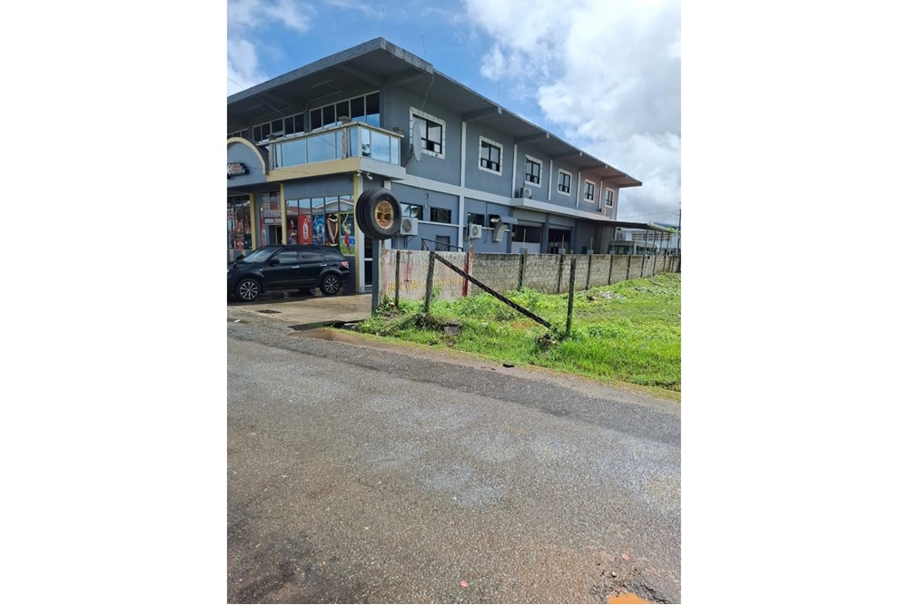 Building - For Sale - Guyana, East Berbice-Corentyne, New Amsterdam - WhatsApp Image 2025-09-04 at 12.26.03 PM.jpeg - 130002009-36